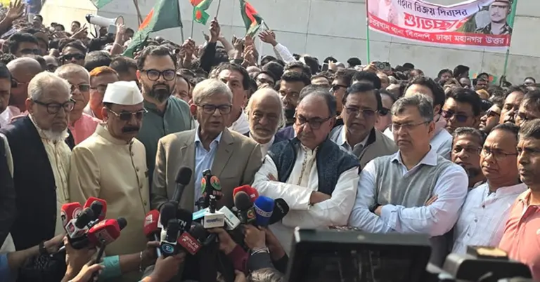 জাতীয় স্মৃতিসৌধে শ্রদ্ধা নিবেদন শেষে বিএনপি নেতারা